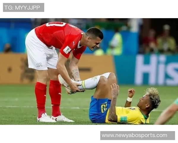 克鲁塞罗门将卡西奥遭队友膝盖撞击意外休克紧急被换下 克鲁塞罗门将卡西奥遭队友膝盖撞击意外休克紧急被换下