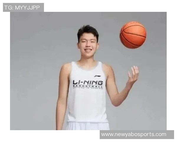 杨瀚森单节狂砍14分展现潜力未来能否成为球队核心明星